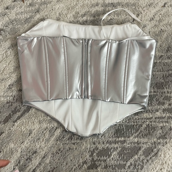Small silver tube top Windsor - Picture 4 of 4
